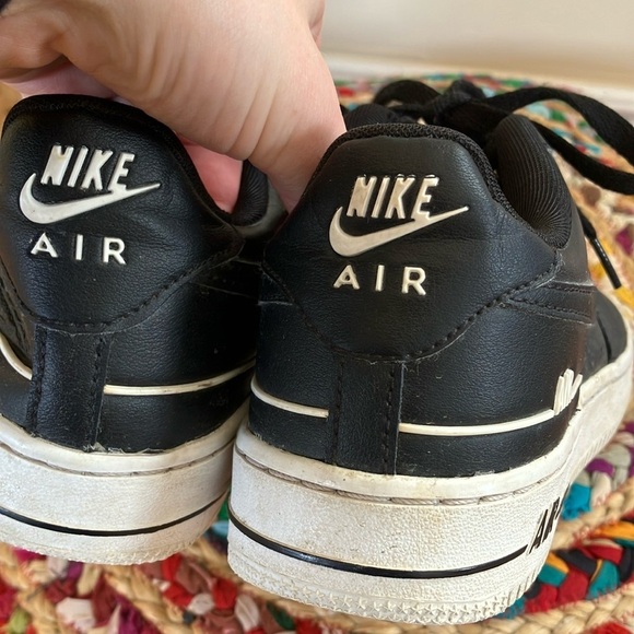 Nike Black and White Air Force 1 Sneakers - Picture 4 of 8